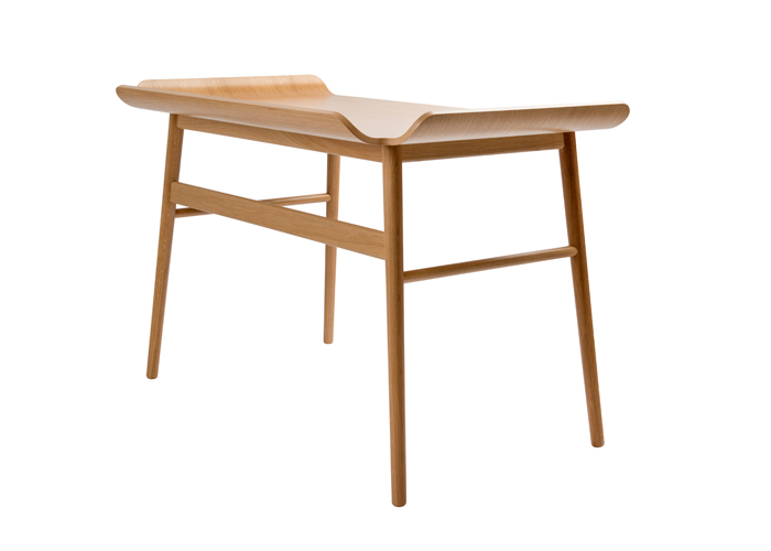 NEW! ALTO desk by Andreas Engevik